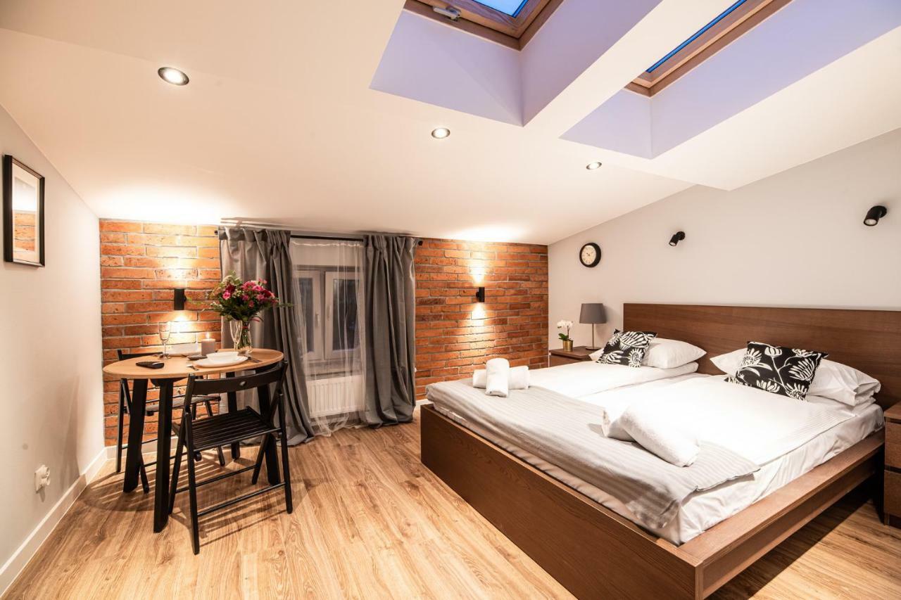 Lubomirskiego 23 Residence - Great Location, 10 Min To Main Square By Foot, Right Next To Main Rail And Bus Station Cracovia Exterior foto