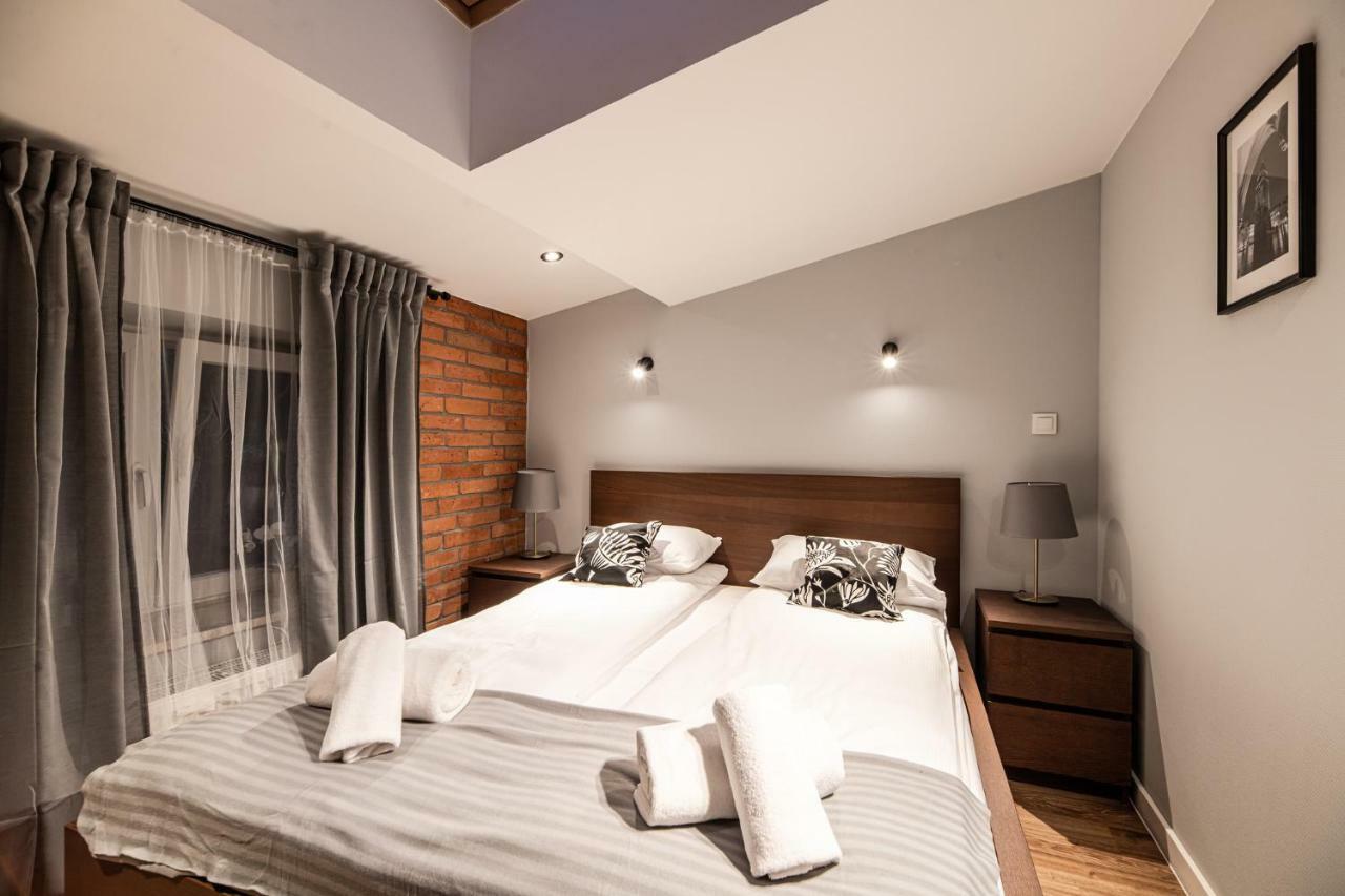 Lubomirskiego 23 Residence - Great Location, 10 Min To Main Square By Foot, Right Next To Main Rail And Bus Station Cracovia Exterior foto