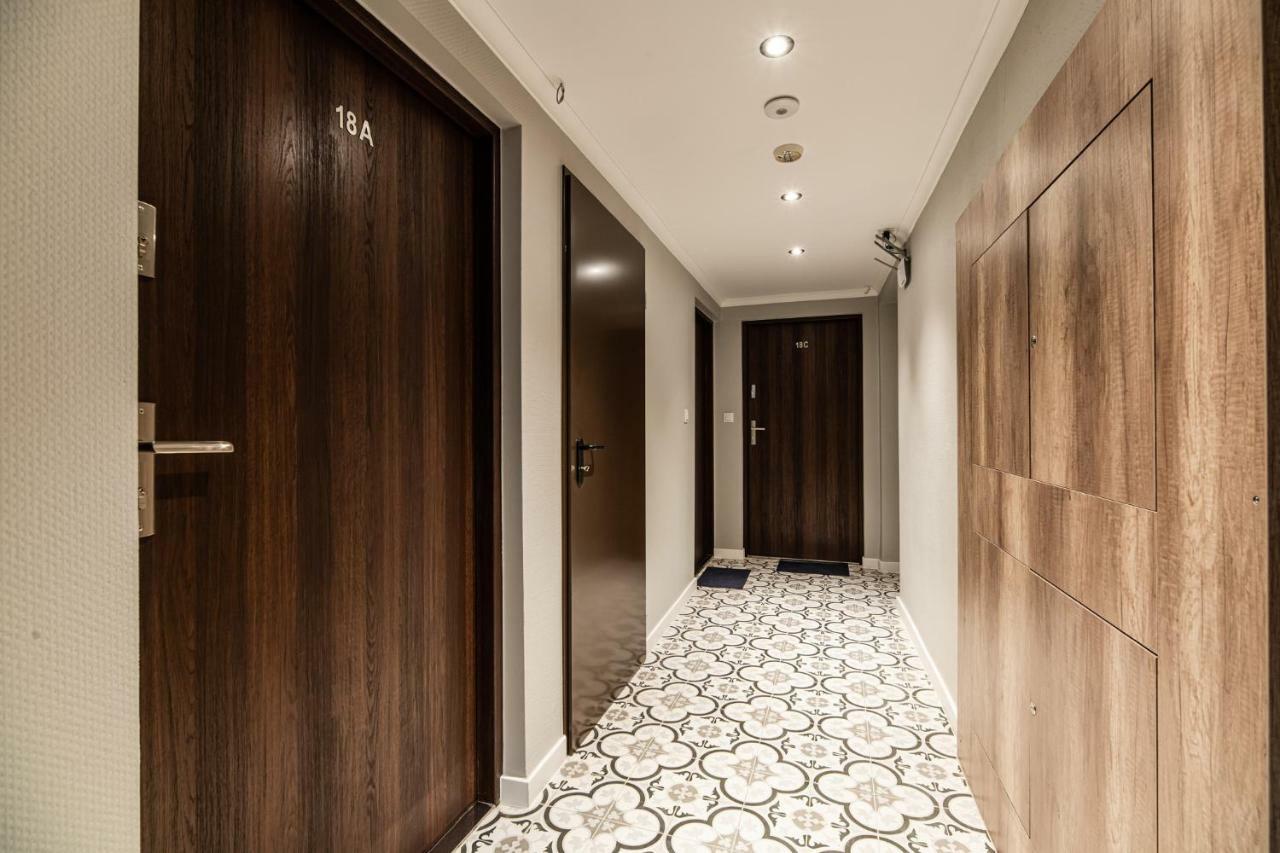 Lubomirskiego 23 Residence - Great Location, 10 Min To Main Square By Foot, Right Next To Main Rail And Bus Station Cracovia Exterior foto