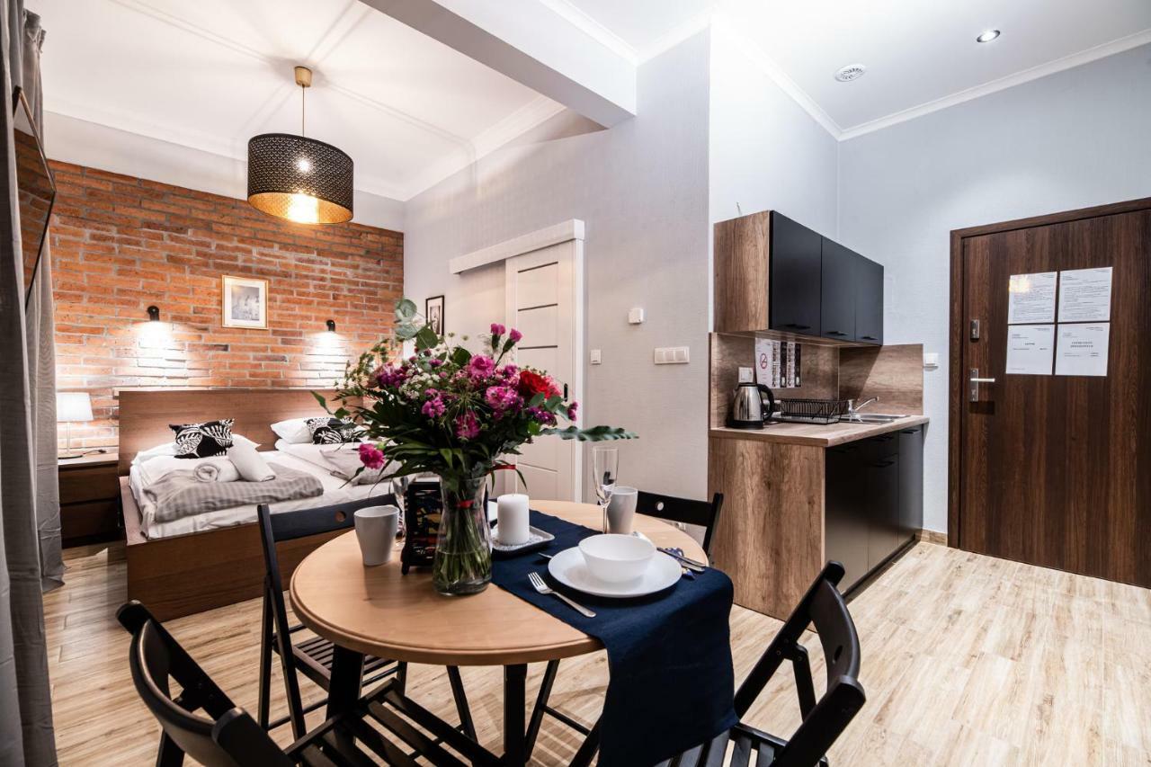 Lubomirskiego 23 Residence - Great Location, 10 Min To Main Square By Foot, Right Next To Main Rail And Bus Station Cracovia Exterior foto